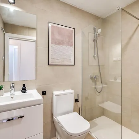 Xpce Urban 12 Skyline - Parking Free Apartment *