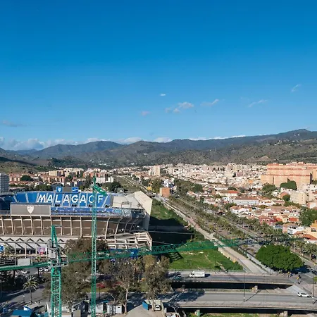 Xpce Urban 12 Skyline - Parking Free